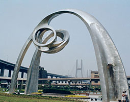 “时代印痕——唐世储雕塑生涯六十年回顾”将在上海油画雕塑院美术馆举行